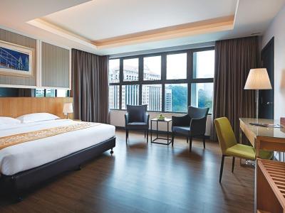 Transit Hotel 3*