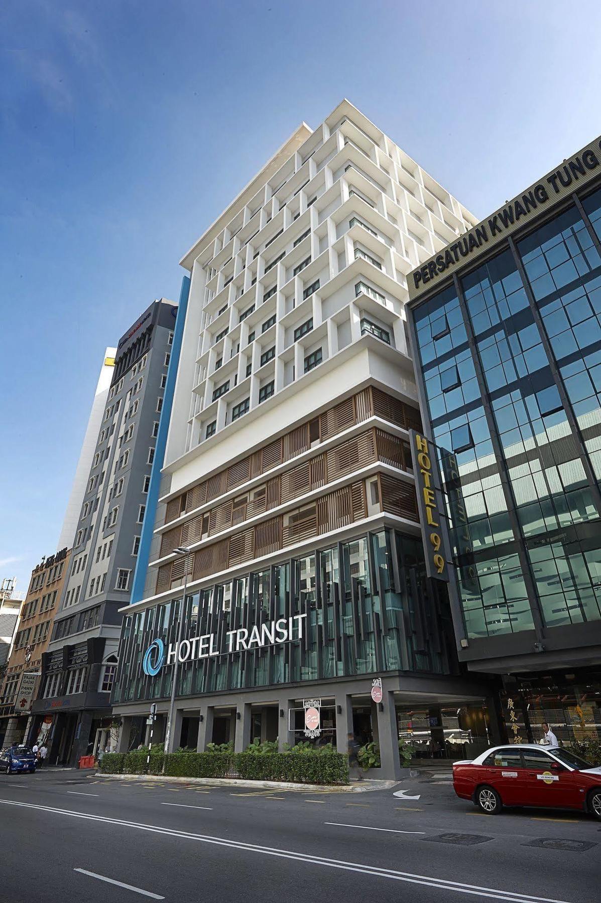 Transit Hotel 3*